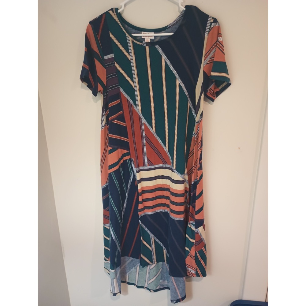 LuLaRoe XS Dress Short Sleeve High Low Swing Shift Geometric Stripe Colorblock - Picture 2 of 7